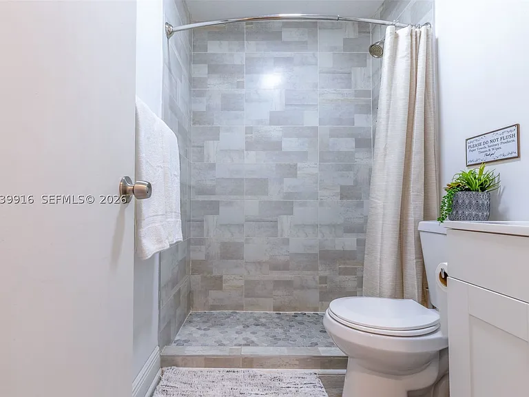 6801 Park St #6801 — Photo 23