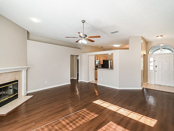 5th image of 4432 Black Alder Ct
