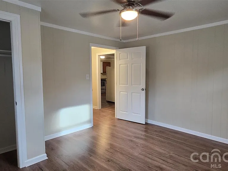730 Taylor St — Photo 9
