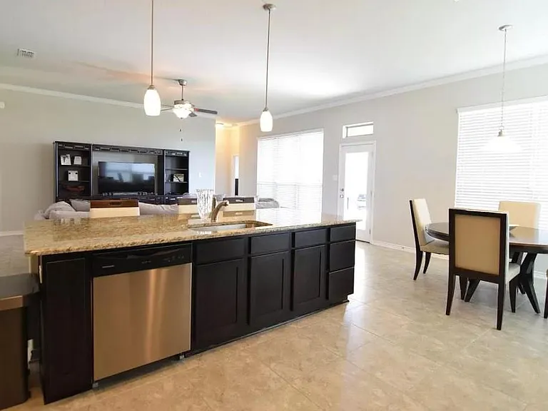 1311 Westwood Hills Blvd — Photo 4