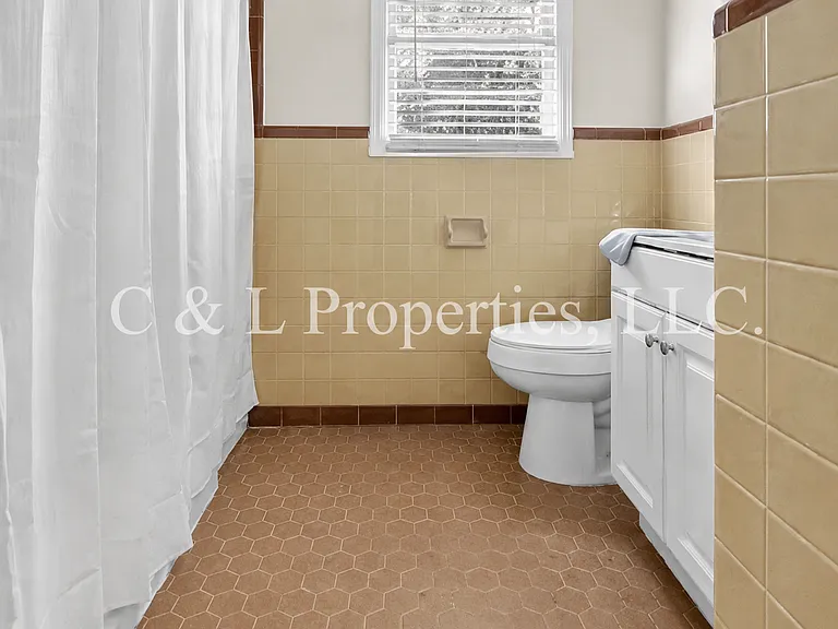 102 Ilene St — Photo 18