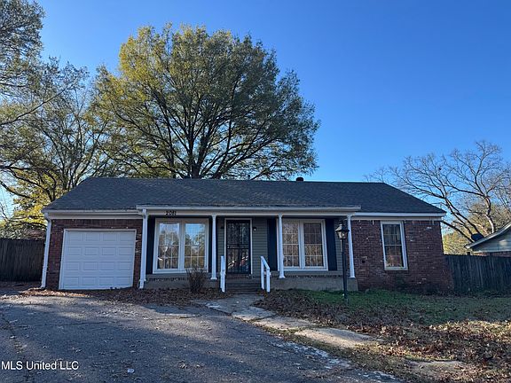 2nd image of 2081 Carrolton Dr