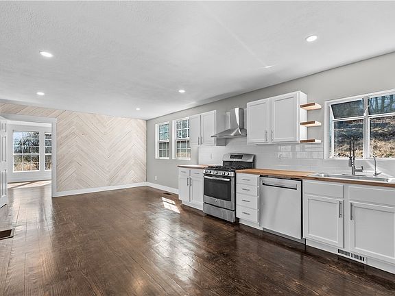 3rd image of 22198 E Avenue Hwy #12
