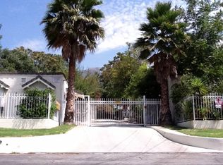 707 E Pine St, Altadena, CA 91001