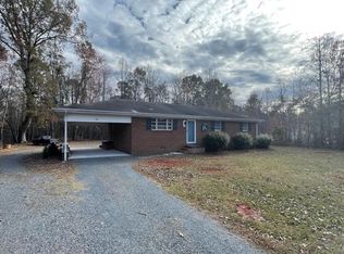 1957 Center Cross Church Rd, Asheboro, NC 27205