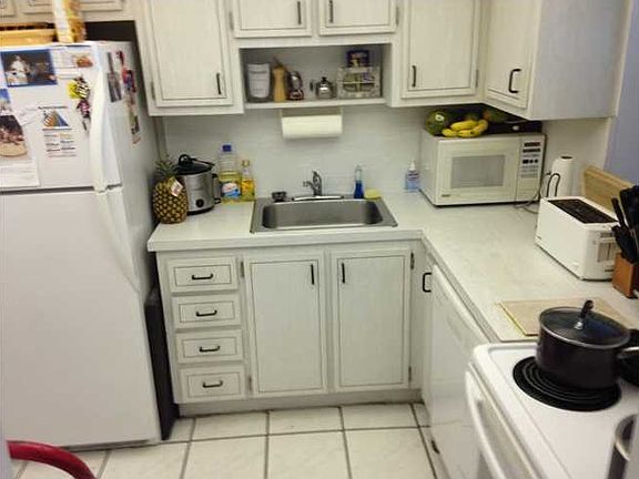 2nd image of 1228 West Ave APT 705