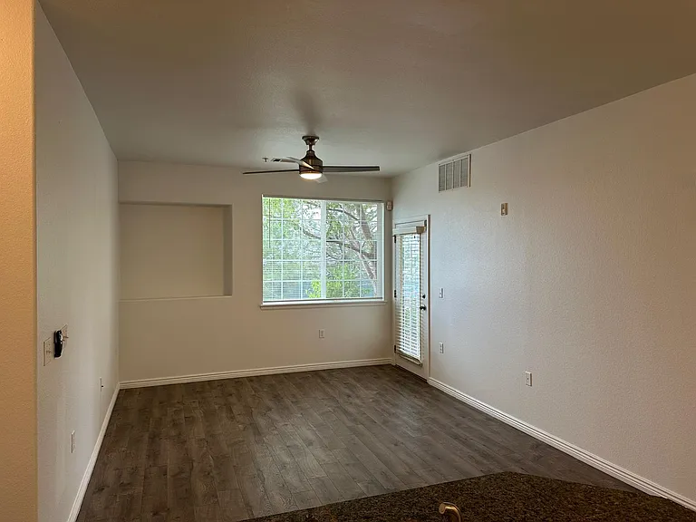 2672 S Cathay Way #103 — Photo 5