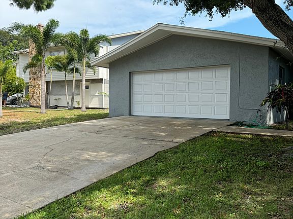 2nd image of 1573 Linwood Dr
