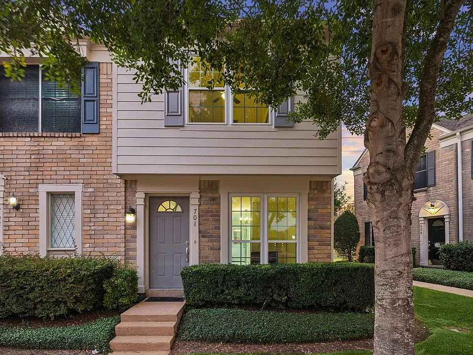 2808 Grants Lake Blvd #701