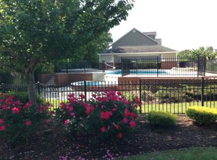 1502-1 Bentgrass Ln, Dalton, GA 30721