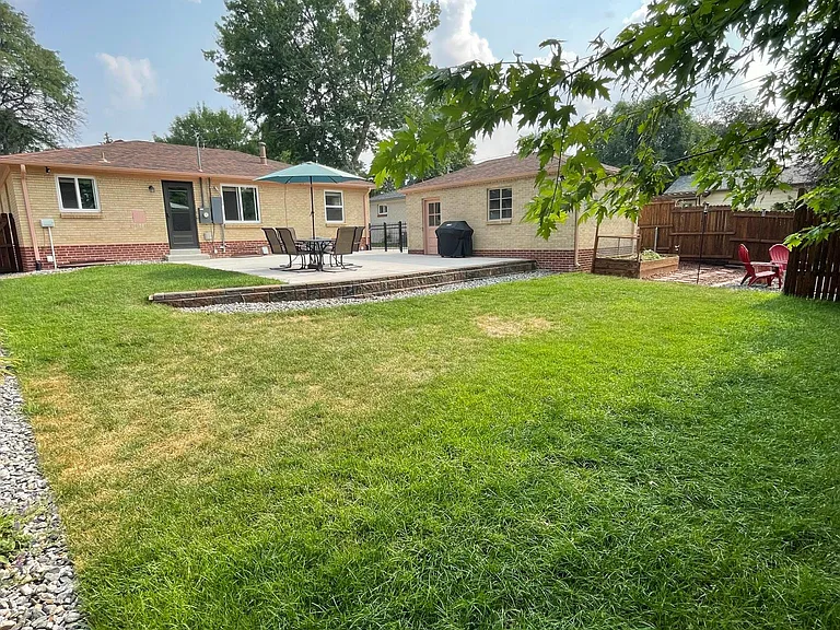 4564 E Colorado Ave — Photo 23