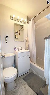 Rented by City Connections Realty | media 14