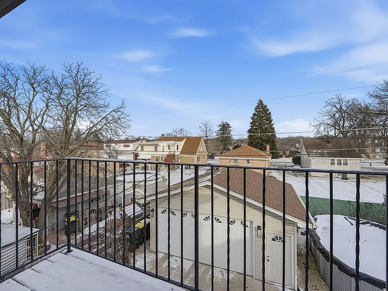4311 N Grace St #2 — Photo 18