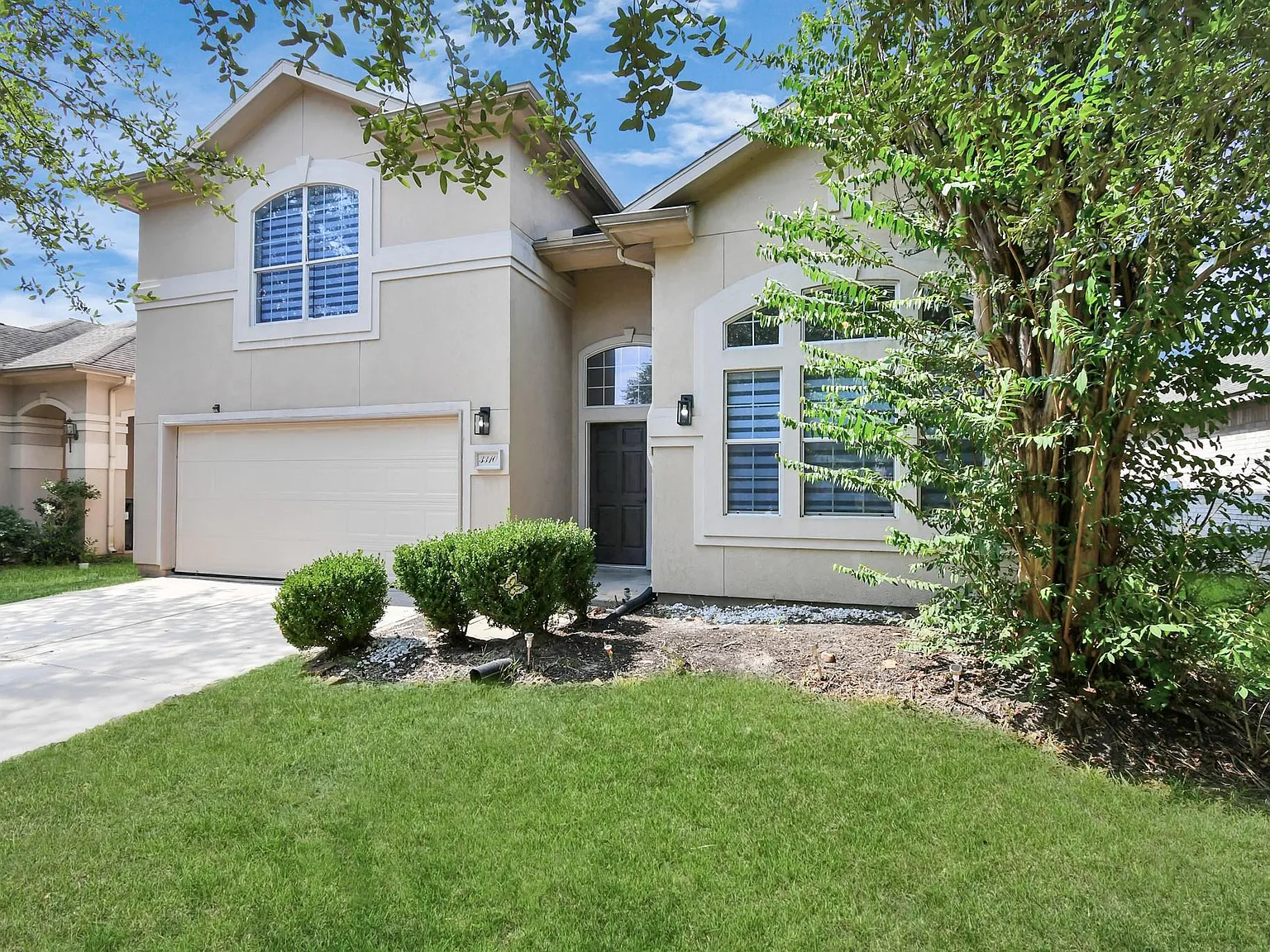4 bed, 2.5 bath, 2658 sqft, $2,475 — Photo 3