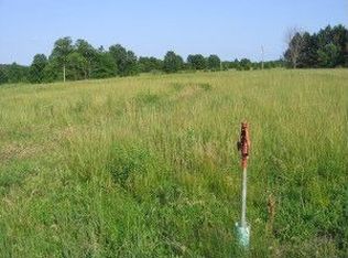 17175 N Willet Rd, Centralia, MO 65240