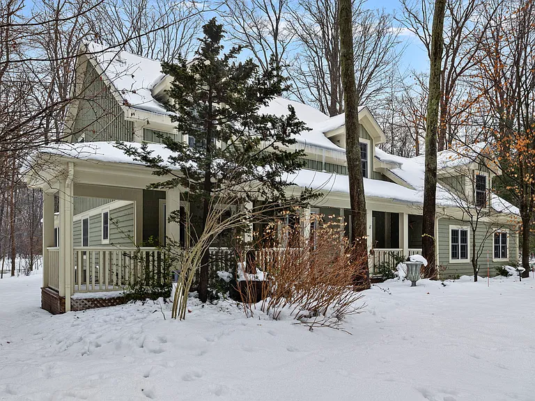 13217 Three Oaks Rd — Photo 5