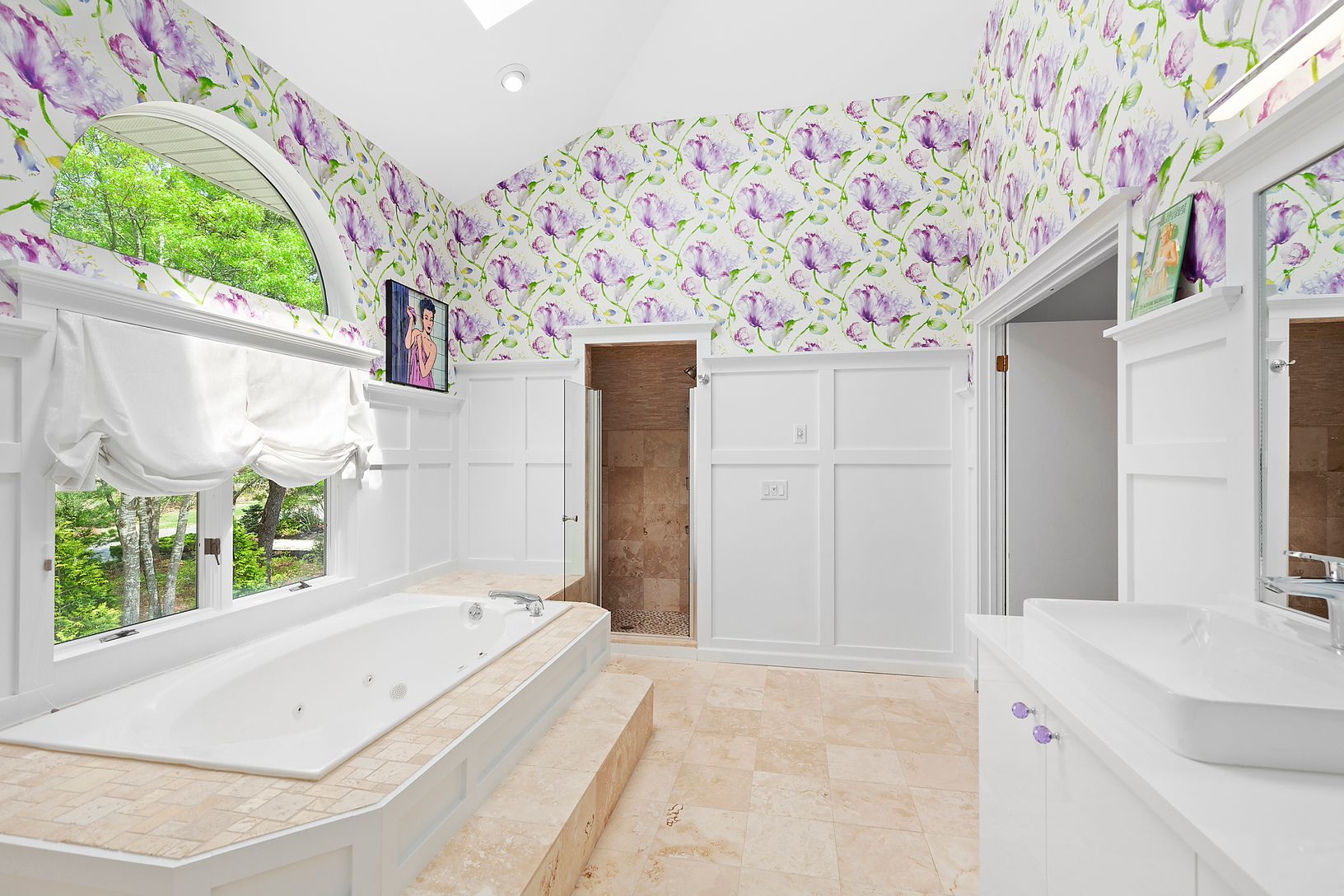  Upstairs Master Bath