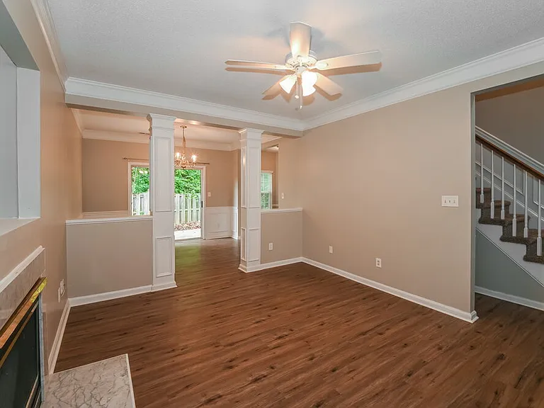 7526 Fallow Ln — Photo 6