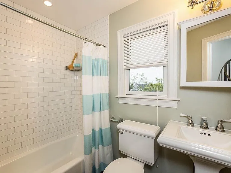 13 Girard Way — Photo 14