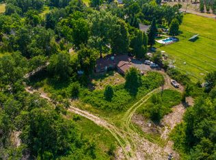 21910 Tranquil Ln, Anderson, CA 96007