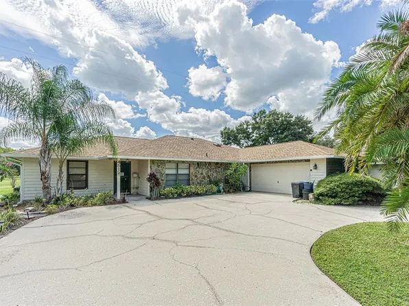 4512 Netherwood Dr, Tampa, FL 33624