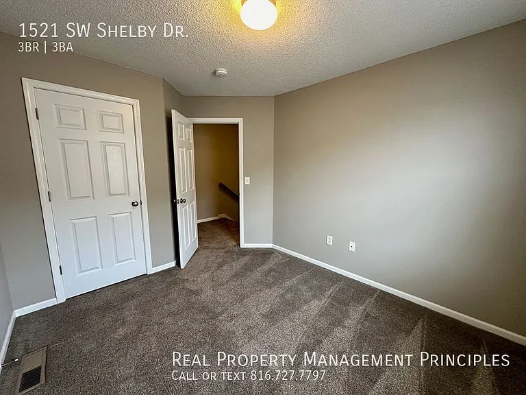 1521 SW Shelby Dr — Photo 16