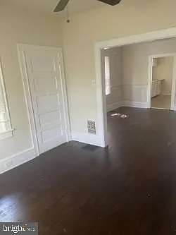 3 bed, 1.0 bath, 1200 sqft, $1,850 — Photo 4