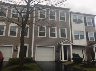 79 Maler Ln, Patchogue, NY 11772