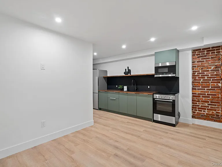 117 Lander St #3 — Photo 32