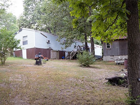 3rd image of 17122 Primrose Ln