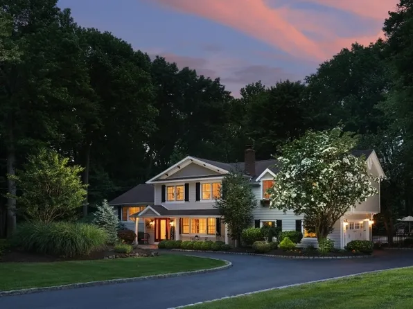 8 Scotchwood Gln, Scotch Plains Twp., NJ 07076