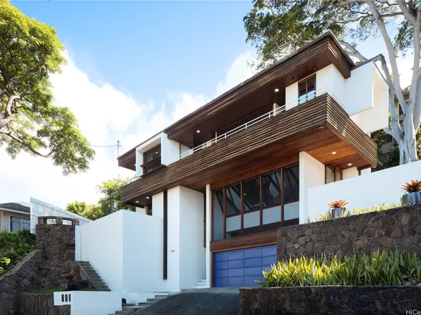 2244 Round Top Dr, Honolulu, HI 96822