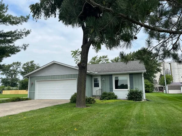 305 W Harrison St, Remington, IN 47977