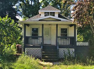 4068 King Dr, Sodus, MI 49126