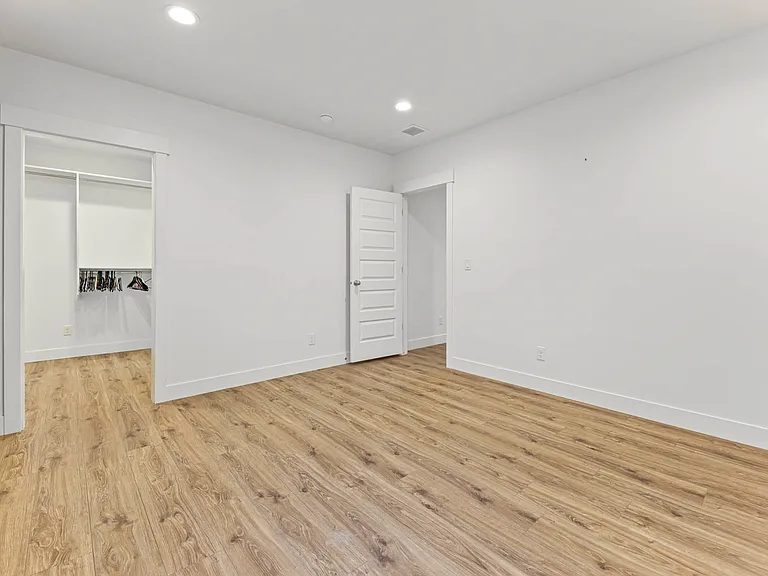 2098 E Elkhorn Rd — Photo 39