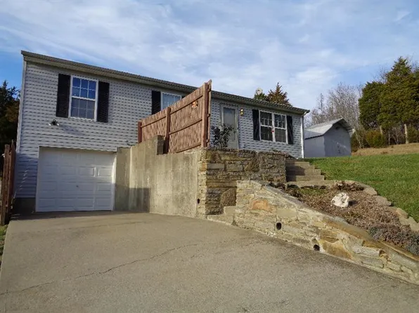 47 Boxer Dr, Falmouth, KY 41040