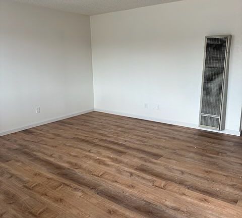 3rd image of 73740 Cactus Dr #B