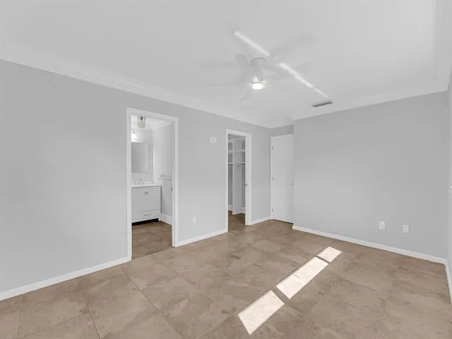 1180 SW 17th St — Photo 5