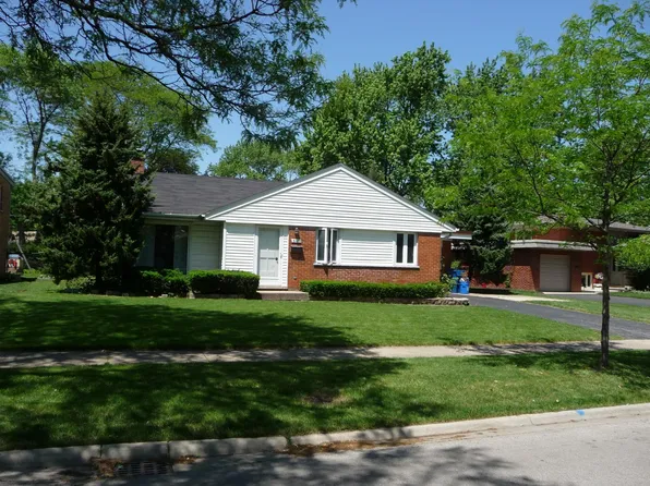 518 E Park Ave, Elmhurst, IL 60126