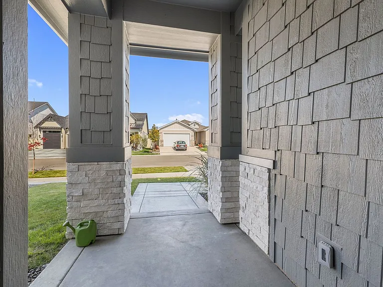 11673 Triloba St — Photo 7