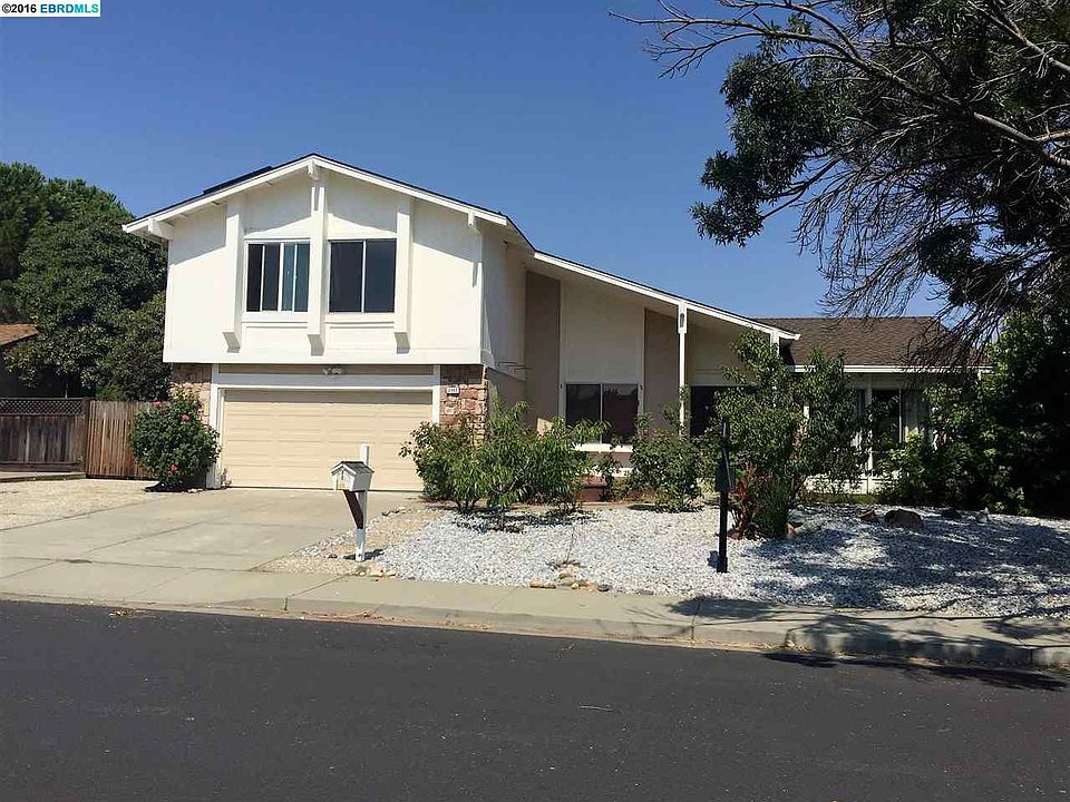 1st image of 2353 Hilliard Cir