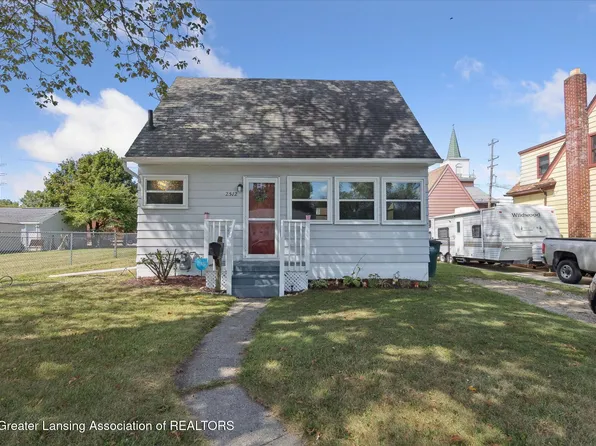 2512 Alpha St, Lansing, MI 48910