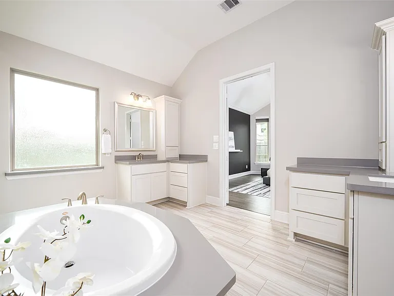 2511 Marble Hill Dr — Photo 24