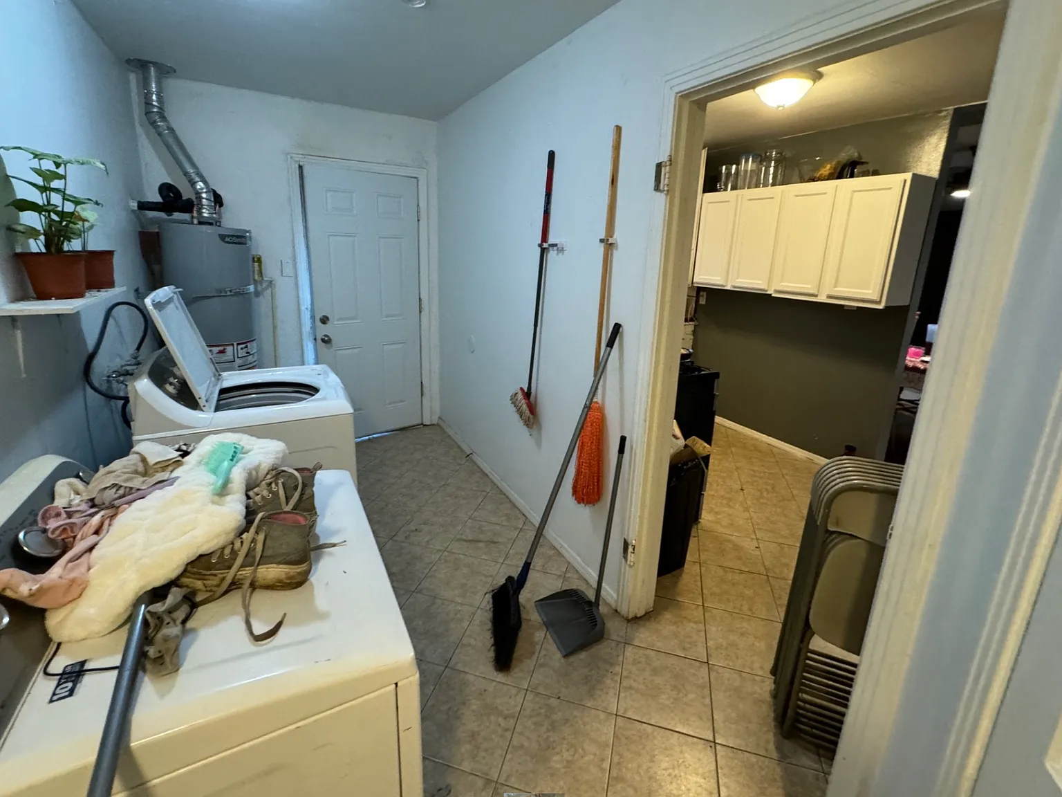 2 bed, 1080 sqft, $1,350 — Photo 3