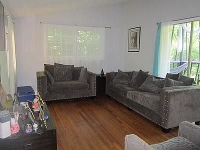 3rd image of 656 Herring Dr