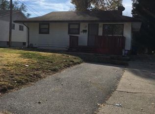 132 Glen Garry Rd, Saint Louis, MO 63137