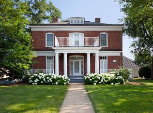 1213 Wertland St APT 3, Charlottesville, VA 22903