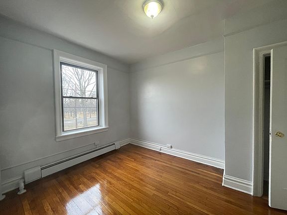 4th image of 1111 Kennedy Blvd #25E
