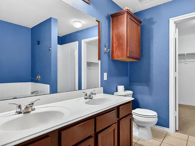 2105 Sherbrooke Ct — Photo 9