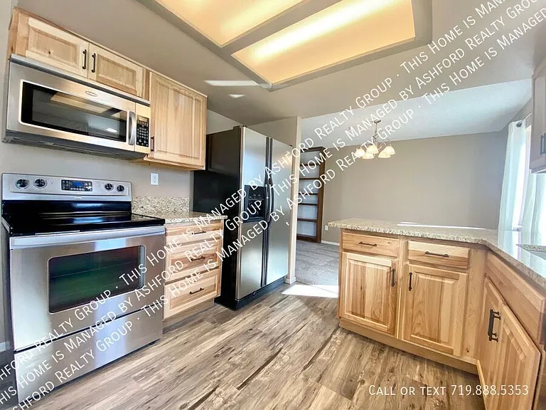 8001 Horizon Dr — Photo 7